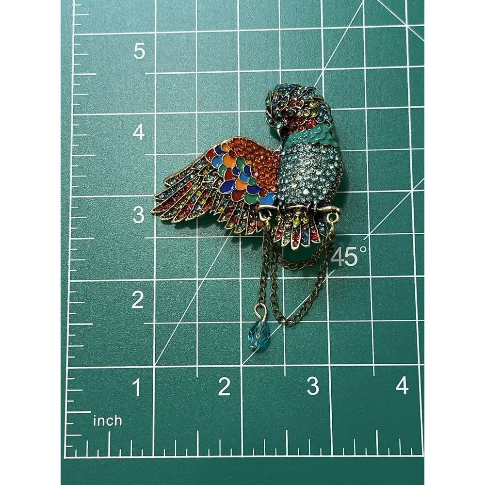 NWOT Parrot Bird Brooch Pin Multicolor Enamel Rhinestone Crystal Brass Plated
